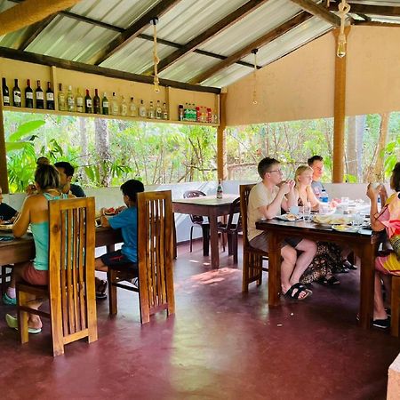 Gangadiya Lodge Сигирия Экстерьер фото