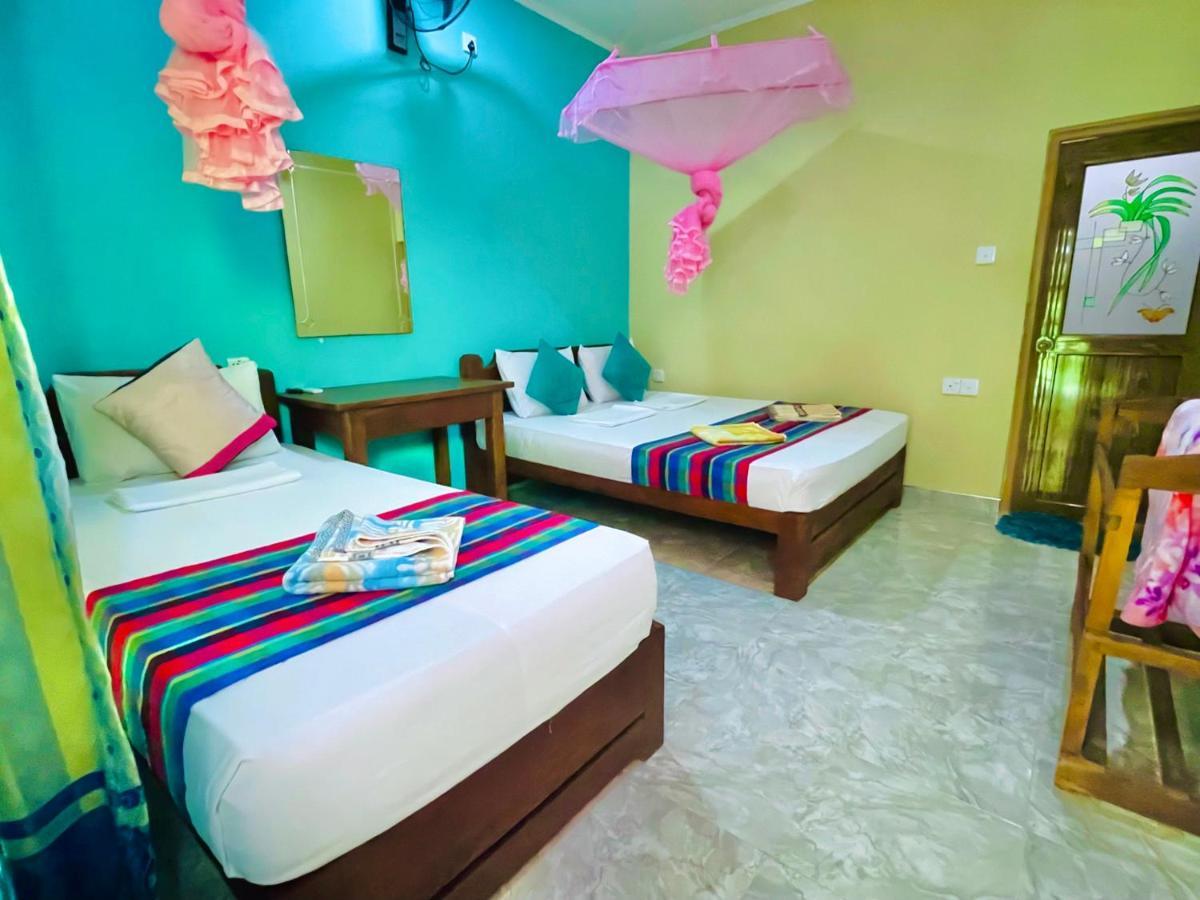 Gangadiya Lodge Сигирия Экстерьер фото