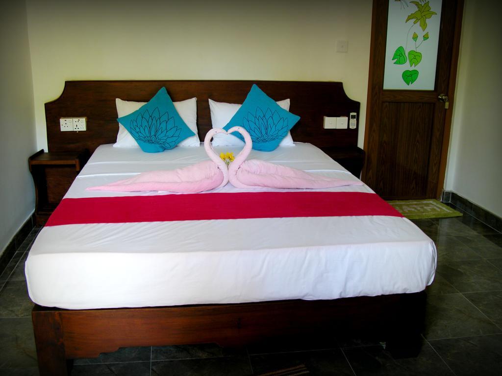 Gangadiya Lodge Сигирия Экстерьер фото